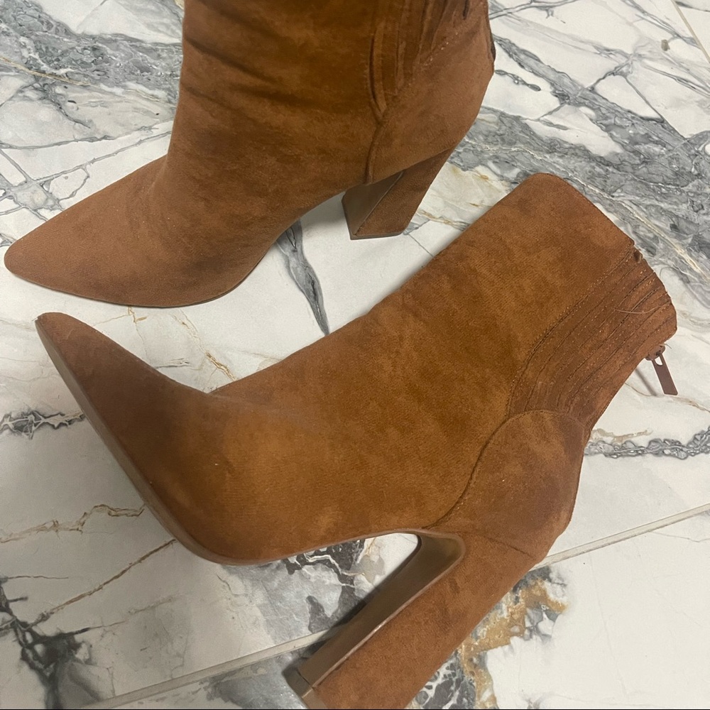 Forever 21 brown suede booties . Size 6